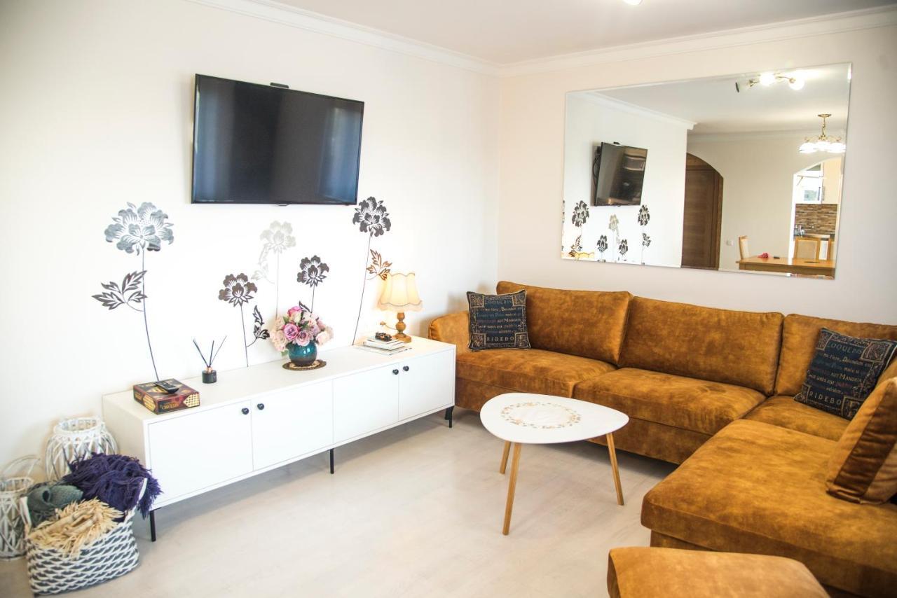 2 Bedroom 80 sqm flat in Šiauliai-in 14 floor Exterior foto